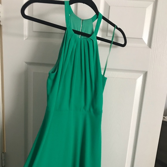 Green Express keyhole dress. - Picture 2 of 4